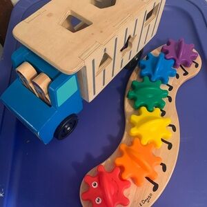 Melissa & Doug wooden toy set